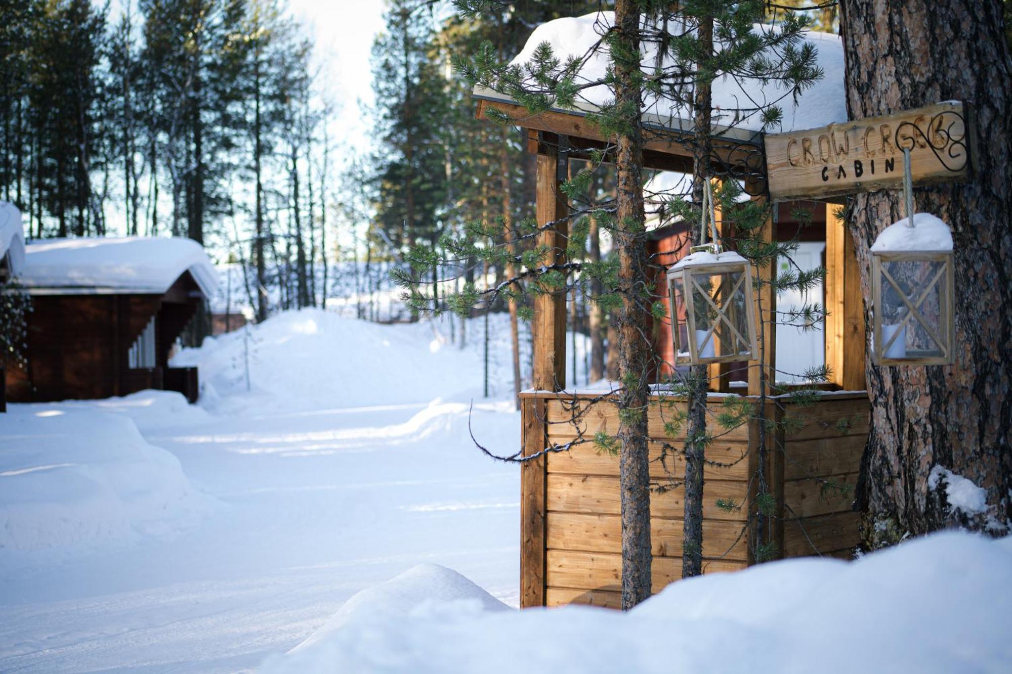 Crow Creek Cabins Enare Exteriör bild